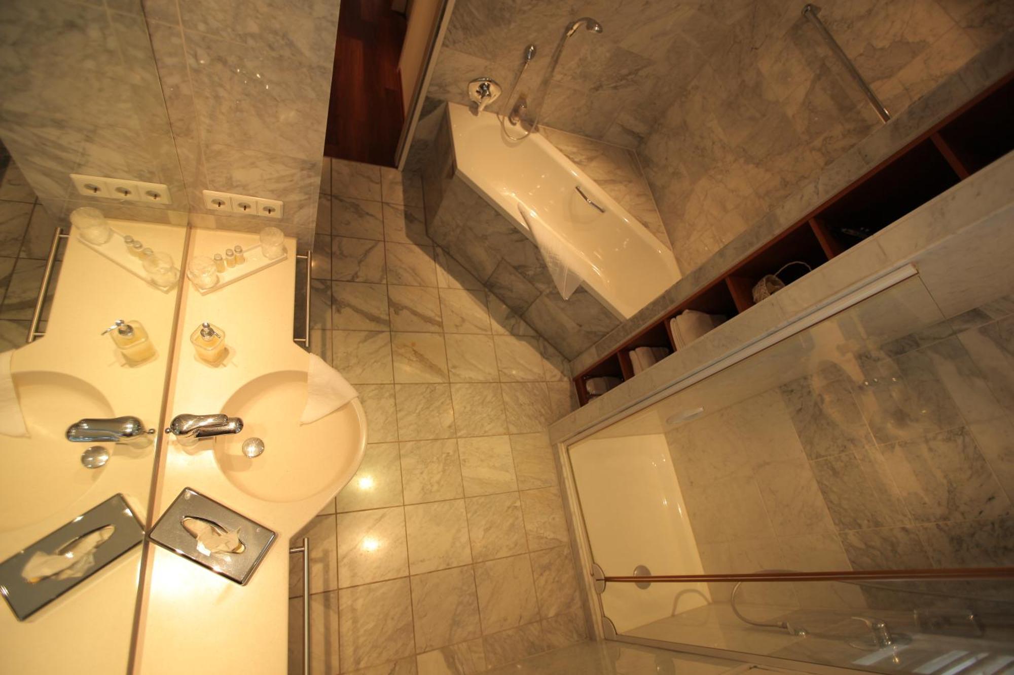 Hotel Mariotto Am Burghof Lorrach Luaran gambar